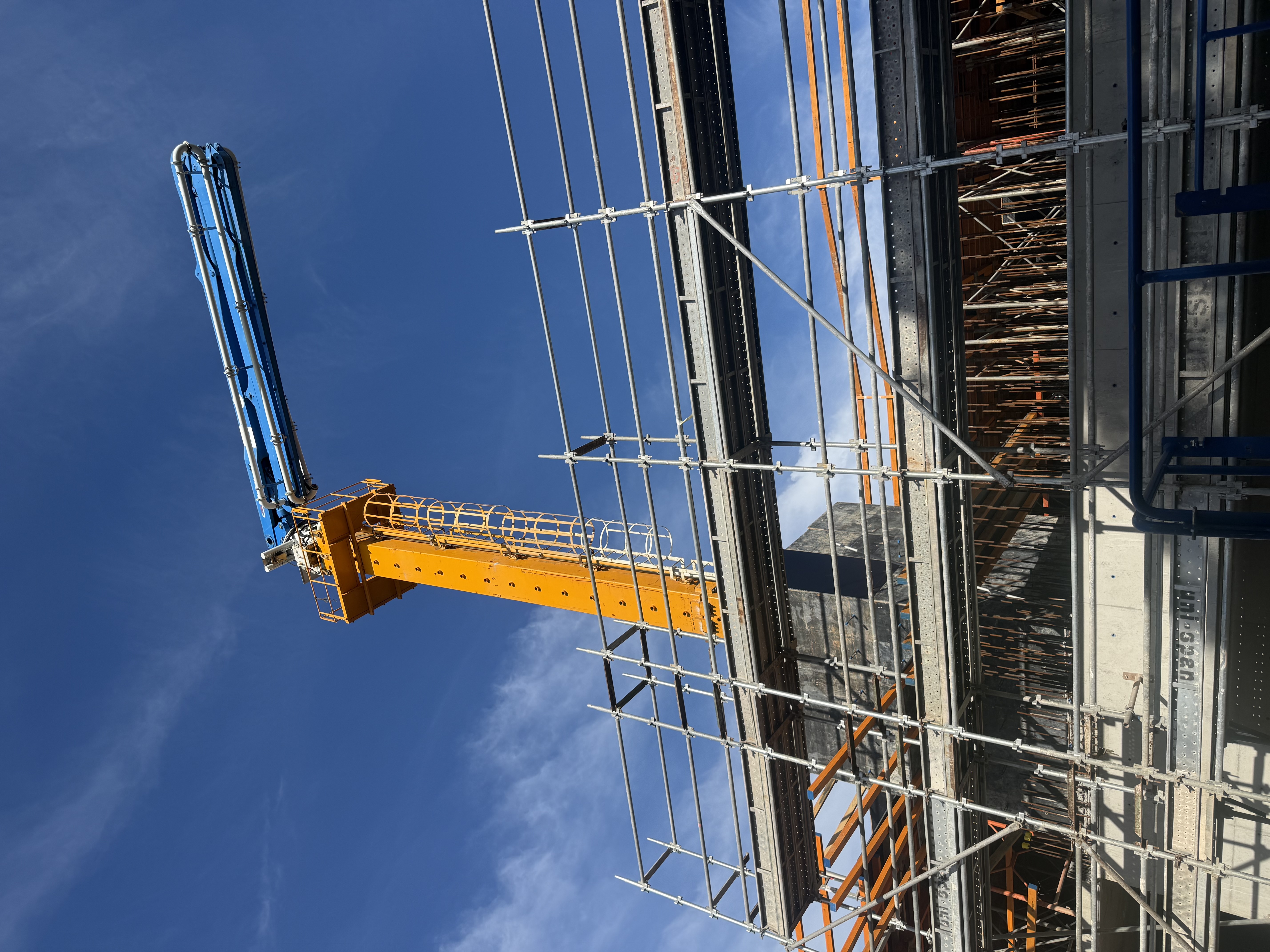 Tower boom rigging